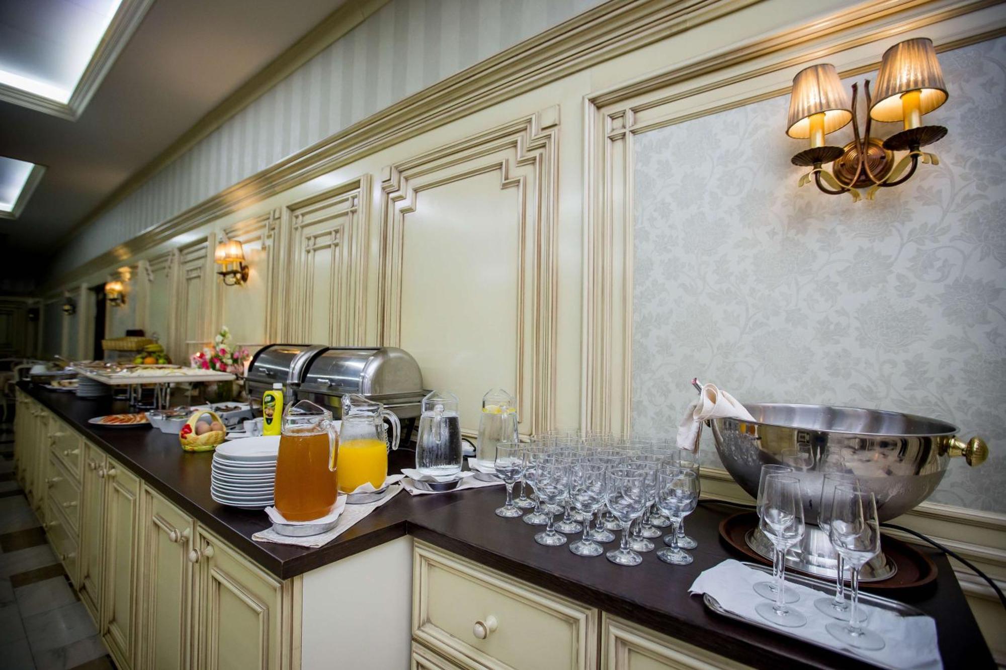 Best Western Central Hotel Arad Ngoại thất bức ảnh