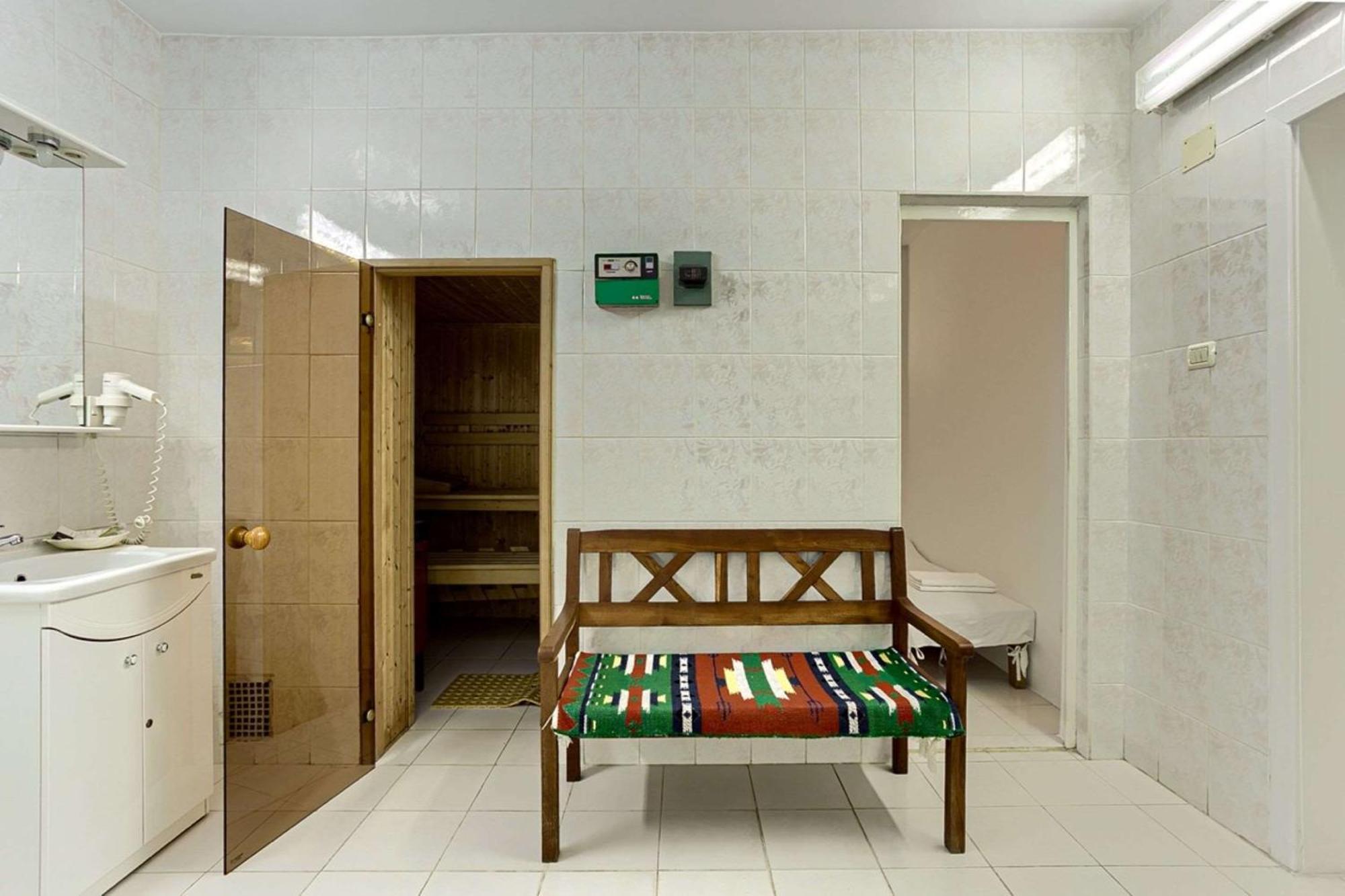 Best Western Central Hotel Arad Ngoại thất bức ảnh