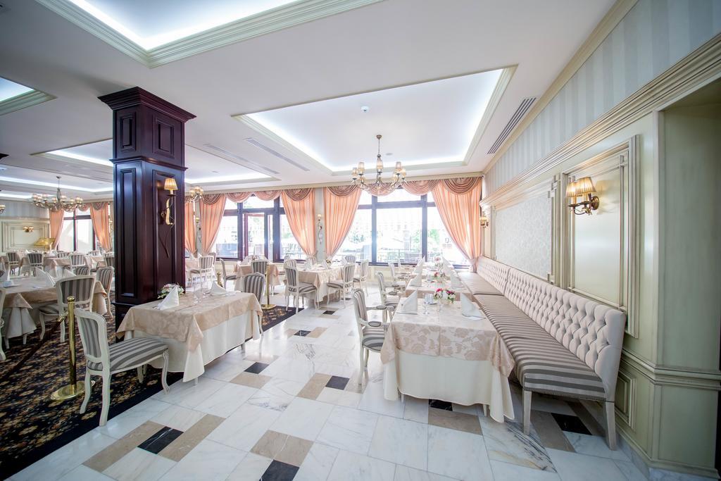 Best Western Central Hotel Arad Ngoại thất bức ảnh
